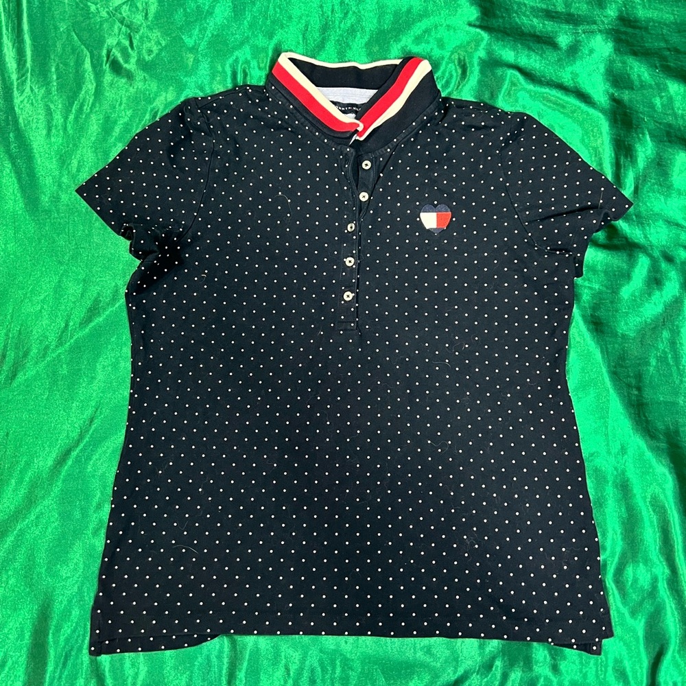 Tommy Hilfiger shirt with a cute little heart on it, only worn once